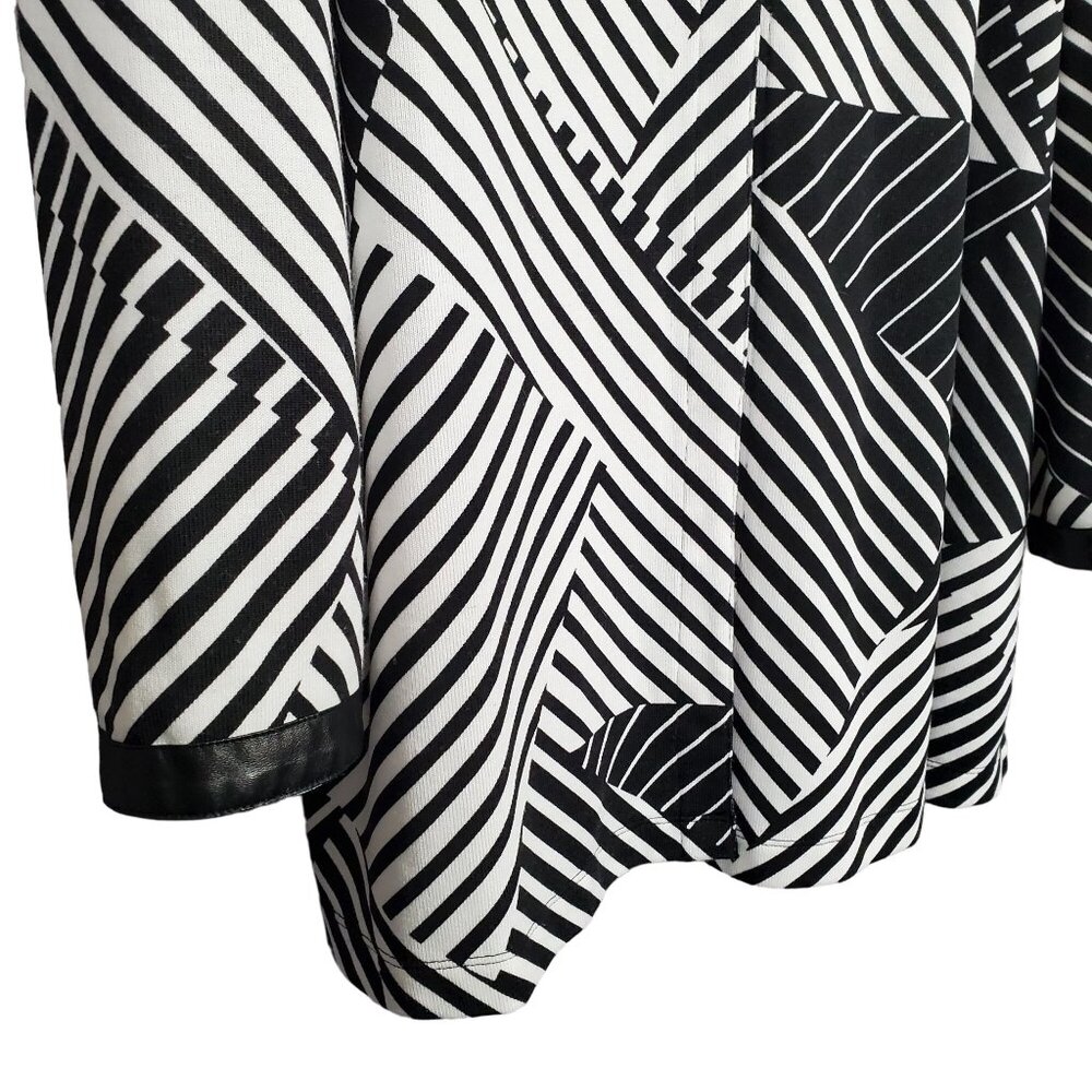 Chicos Easywear 3 Sz XL Cardigan Light Knit Single Button V-neck Art Deco Stripe - Picture 9 of 12
